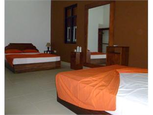 The Triangle Hotel Anuradhapura Buitenkant foto